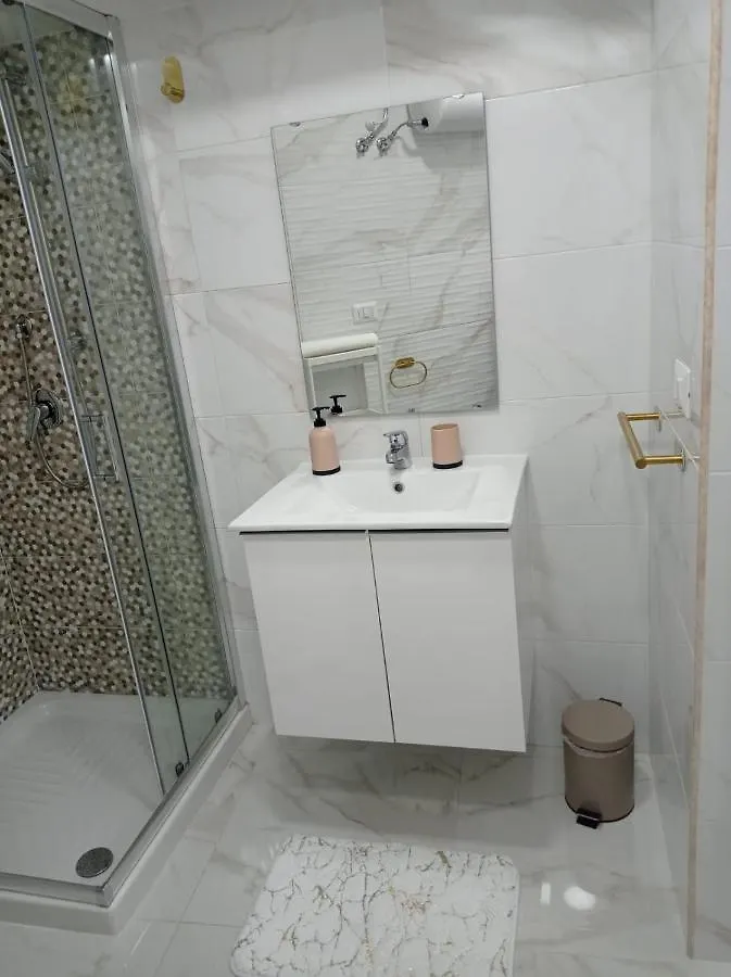 Dea'S Home Napoli Appartamento